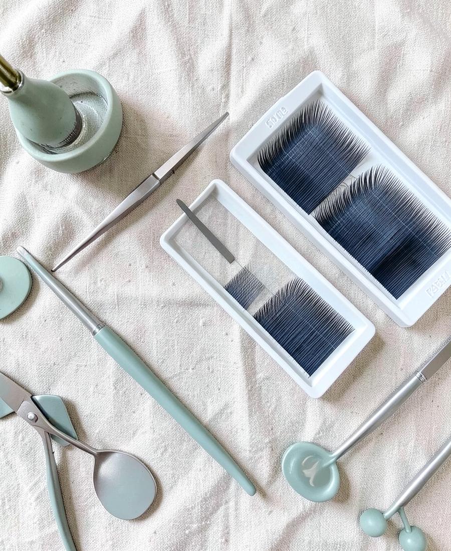 Materiais e ferramentas profissionais de lash design